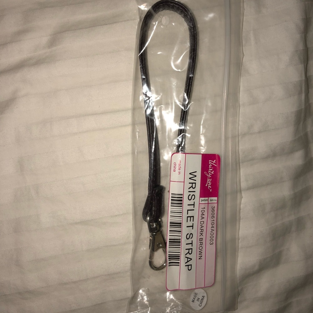 Thirty one wristlet strap